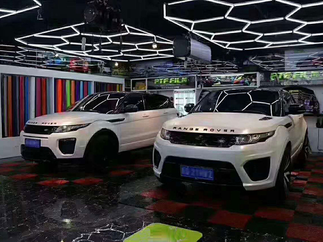 成都市汽车销售展厅灯具安装案例